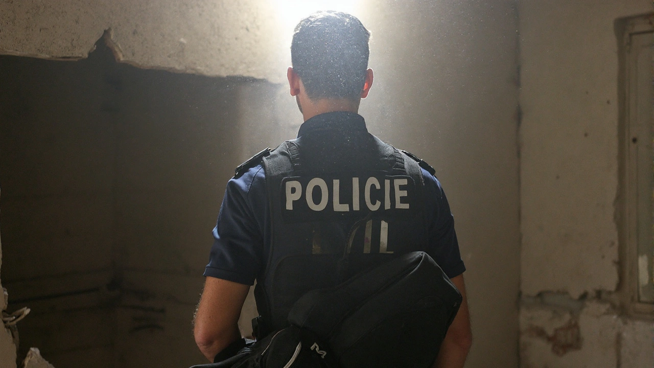 Polícia desmonta falsa igreja-fortaleza usada por traficantes do TCP no Complexo de Israel